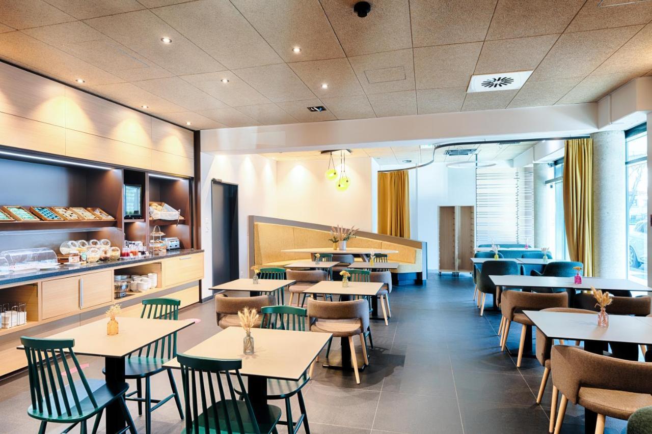 B&B Hotel Nuernberg-Plaerrer ภายนอก รูปภาพ